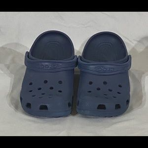 Crocs Navy.